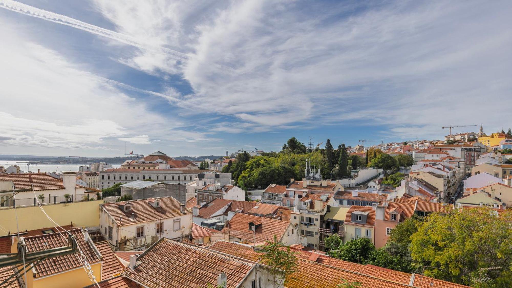 Sunny Design Apt In Praca Das Flores By Lovelystay Lisboa Dış mekan fotoğraf
