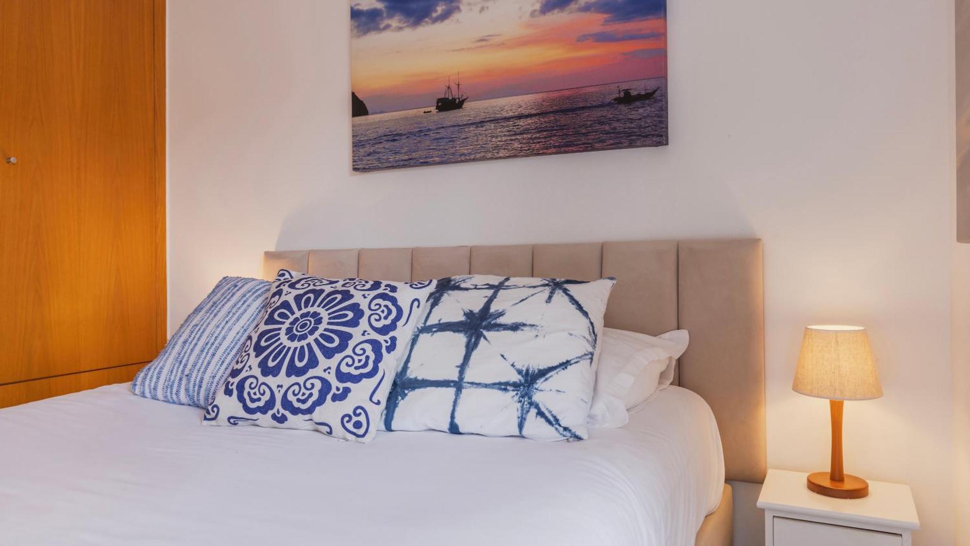 Sunny Design Apt In Praca Das Flores By Lovelystay Lisboa Dış mekan fotoğraf