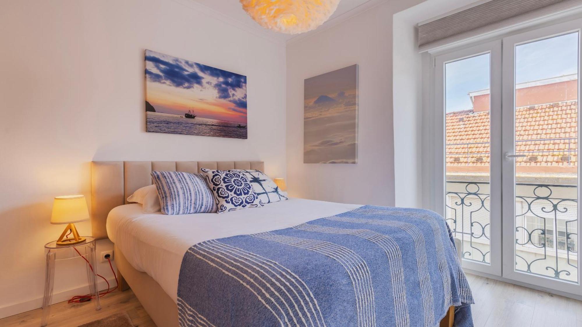 Sunny Design Apt In Praca Das Flores By Lovelystay Lisboa Dış mekan fotoğraf