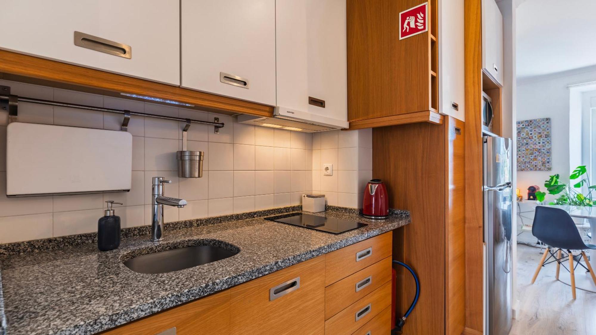 Sunny Design Apt In Praca Das Flores By Lovelystay Lisboa Dış mekan fotoğraf
