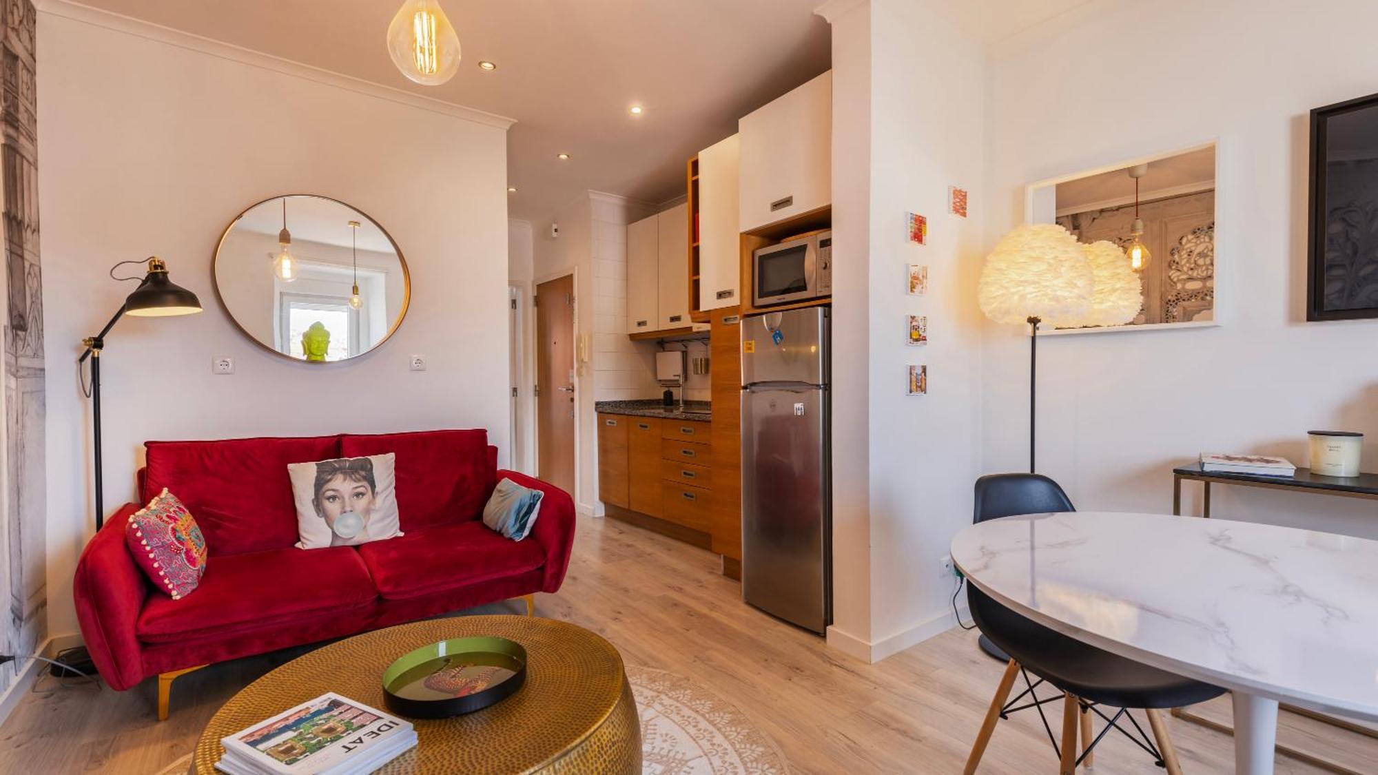 Sunny Design Apt In Praca Das Flores By Lovelystay Lisboa Dış mekan fotoğraf